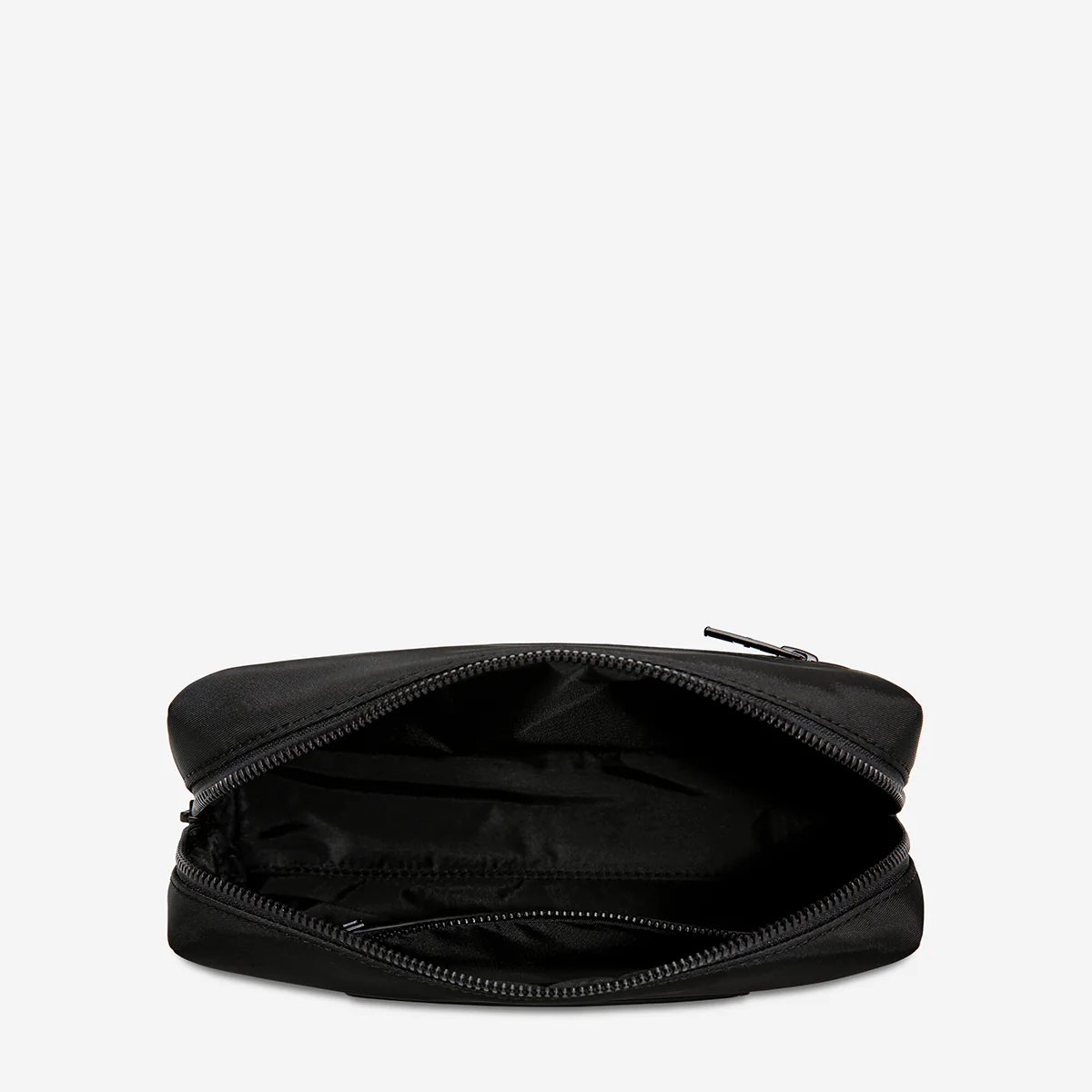 Hunter Recycled Toiletry Bag Small - Black - Image 4